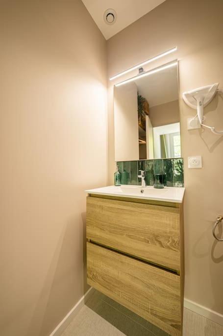 Collobrières Le Pearl Appartement De Charme En Bord Riviere מראה חיצוני תמונה