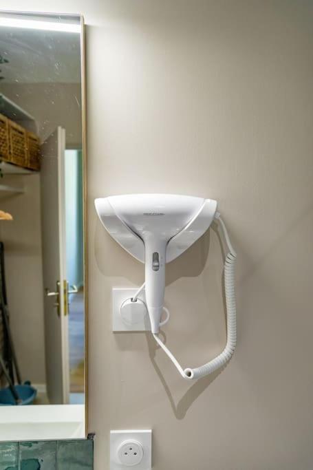 Collobrières Le Pearl Appartement De Charme En Bord Riviere מראה חיצוני תמונה