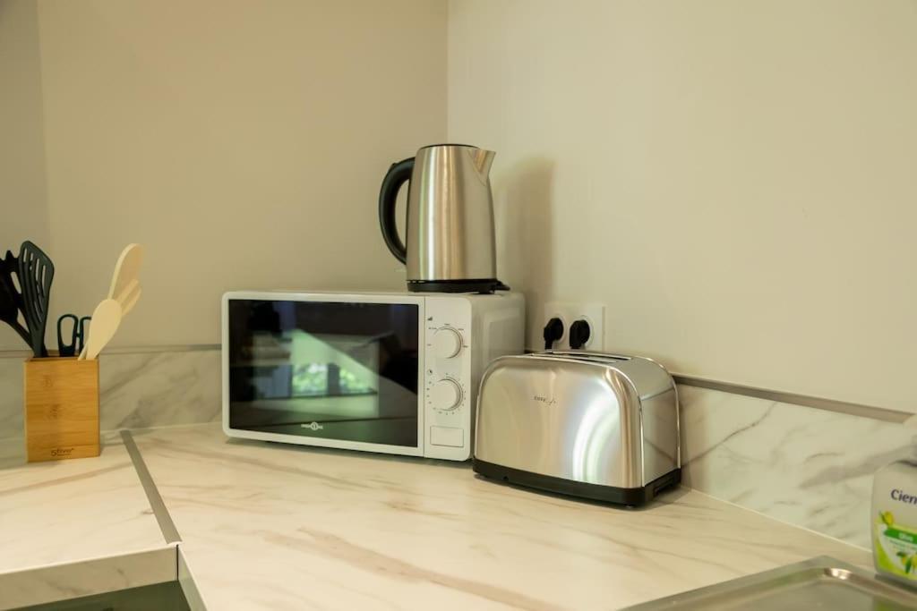 Collobrières Le Pearl Appartement De Charme En Bord Riviere מראה חיצוני תמונה